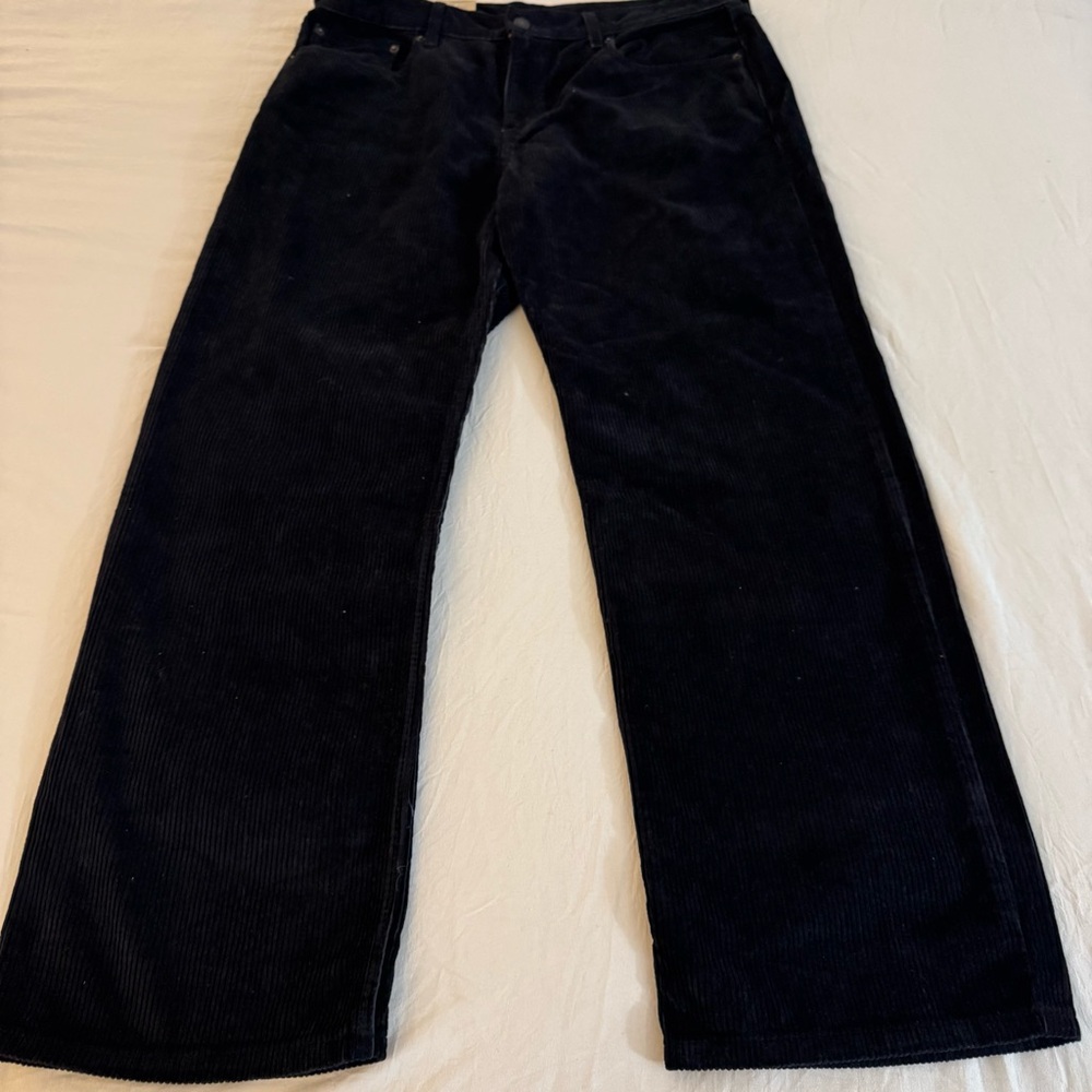 NEW NWT Levi's Women's Low Pro Corduroy Mid Rise Straight Leg Jeans 33x30 Black